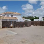 Con Piscina Compartida A 2 Km De Playa Appartamento